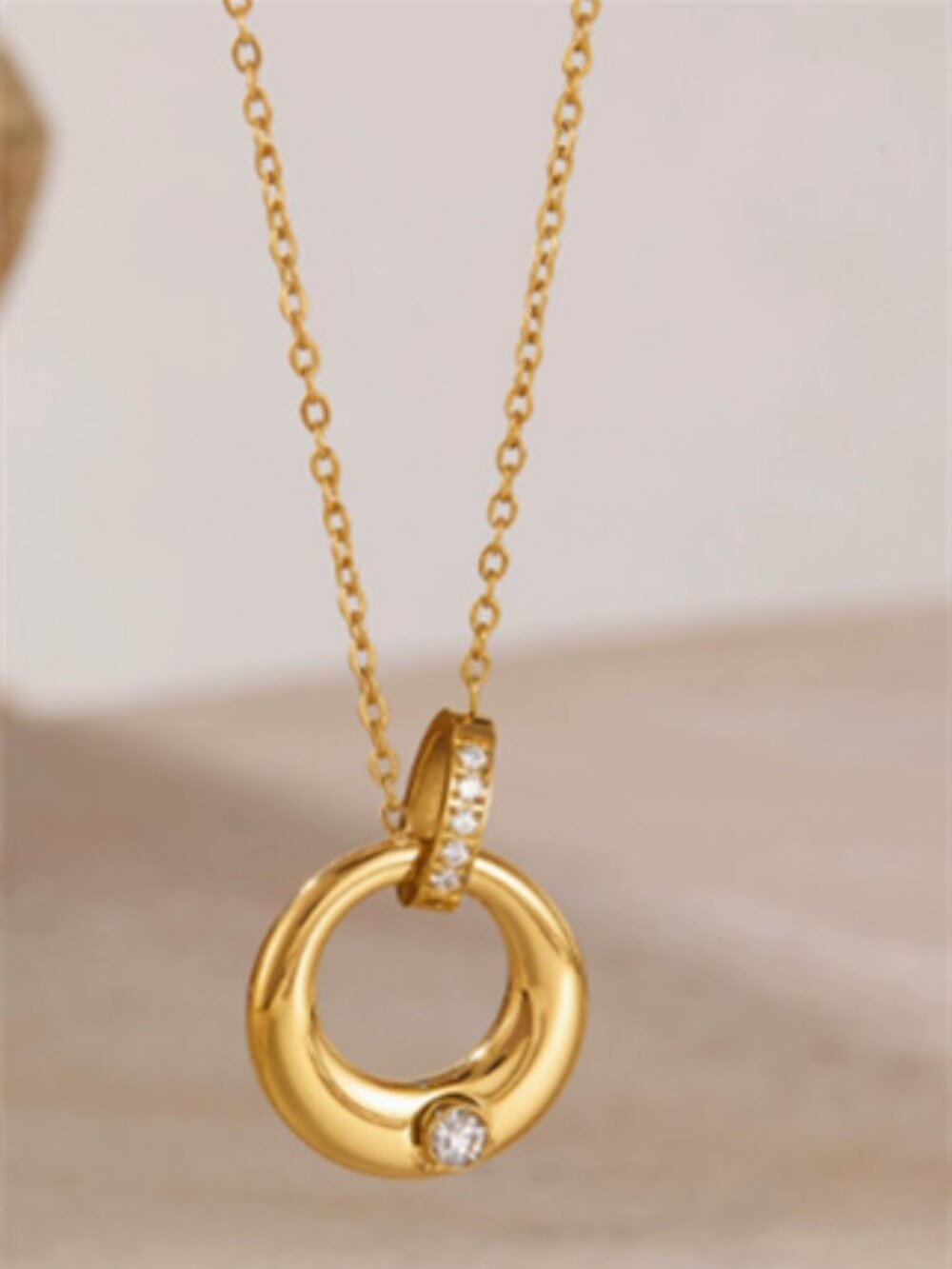 Gold Interlocking Circle CZ Pendant Necklace